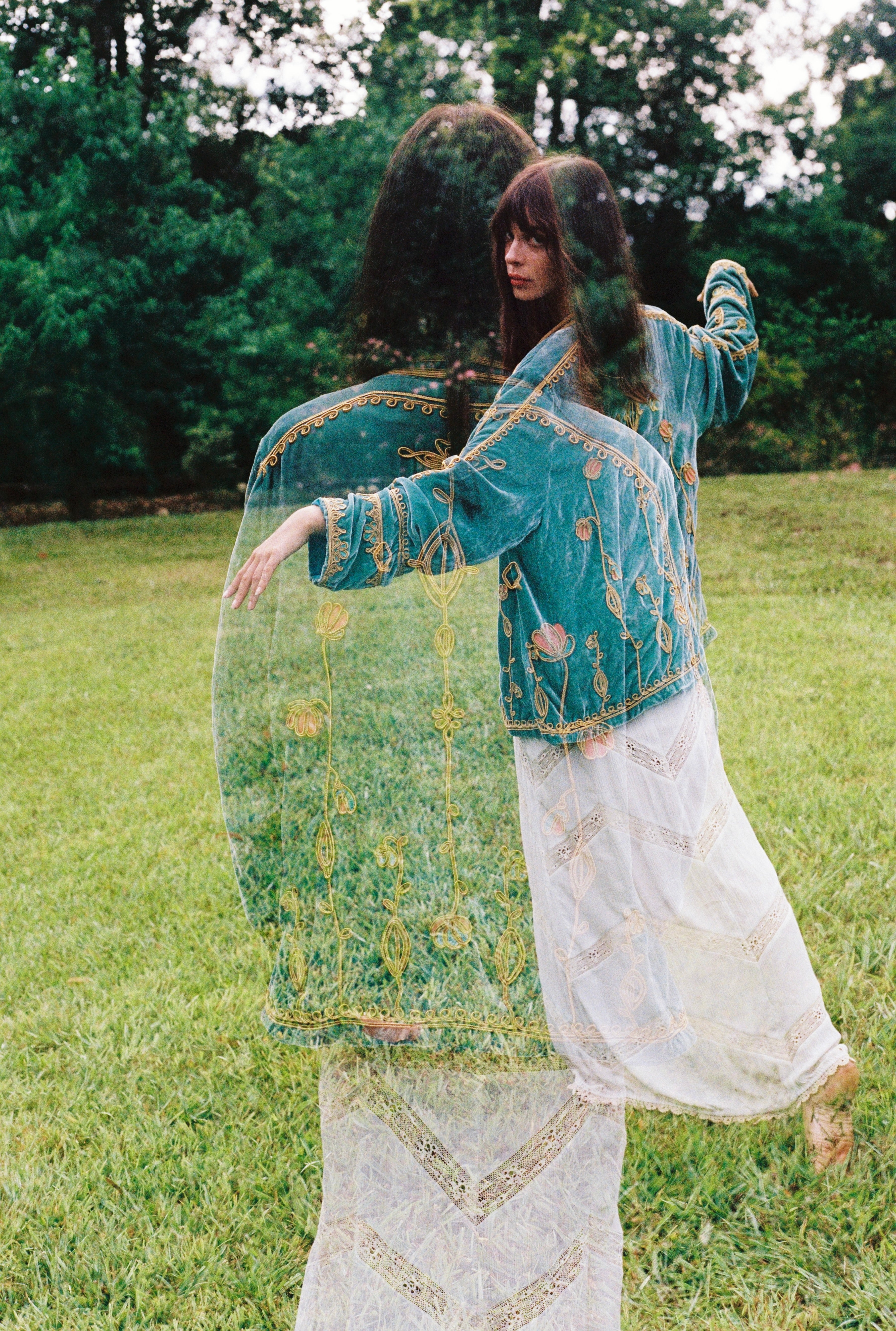 シャビージェンティールロングジャケット Midnight in the Garden Jacket ~ Teal – Golden Brown The Label