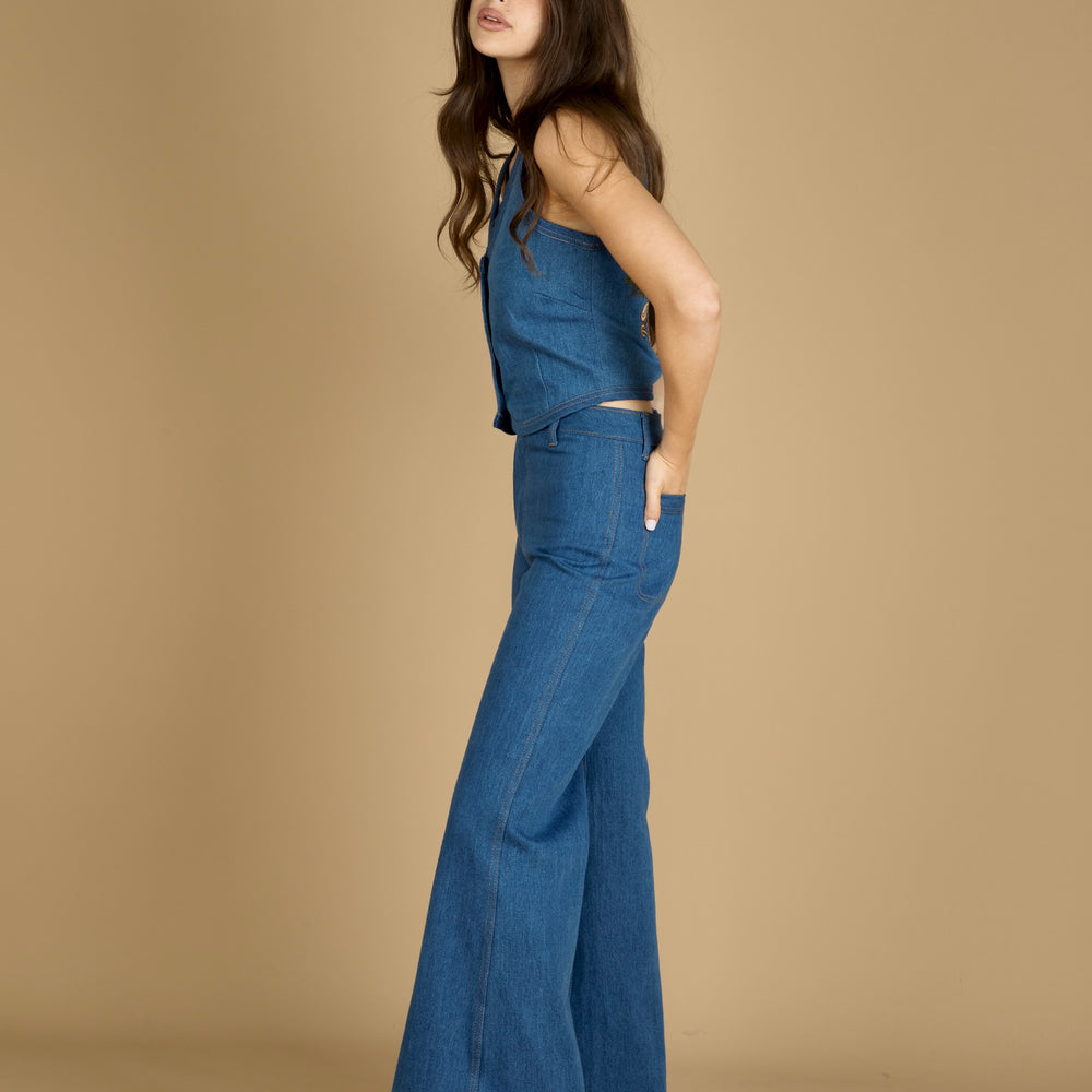 
                  
                    Generation Jean - Columbia Wash
                  
                