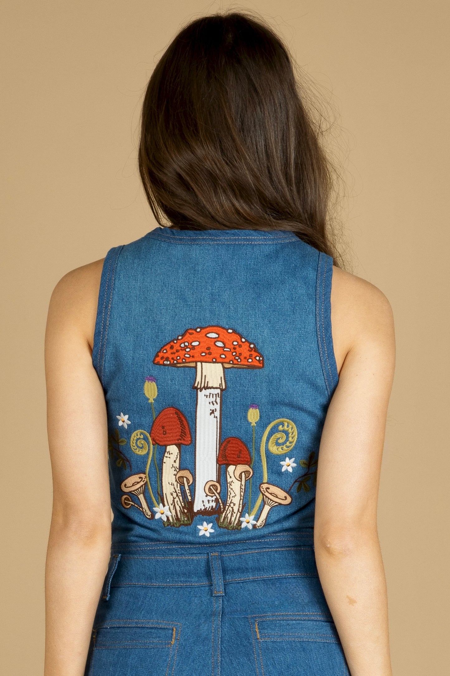 Magic Happens Vest - Columbia Wash