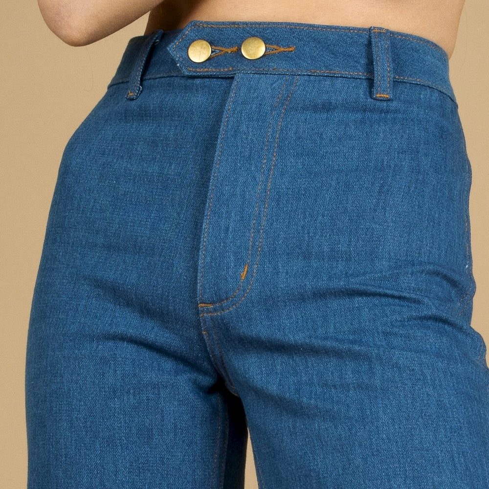 
                  
                    Generation Jean - Columbia Wash
                  
                