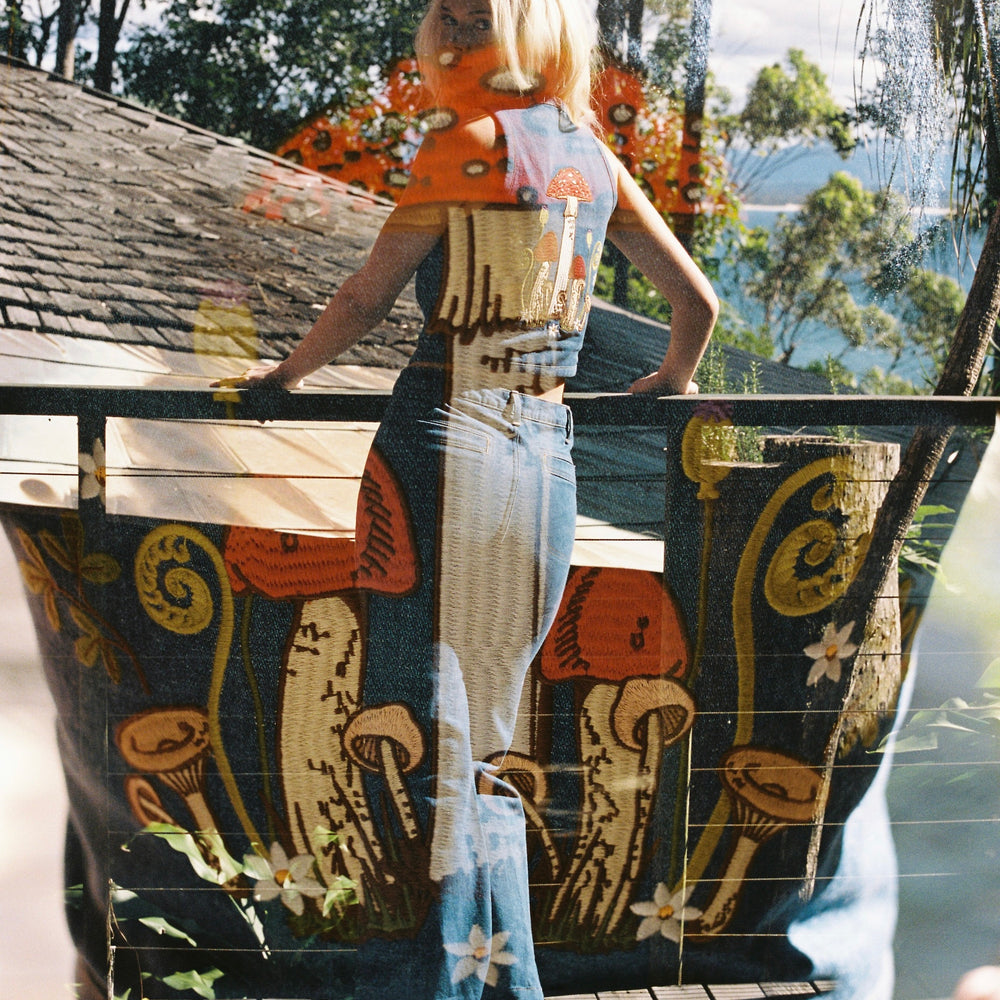 
                  
                    Generation Jean - Columbia Wash
                  
                