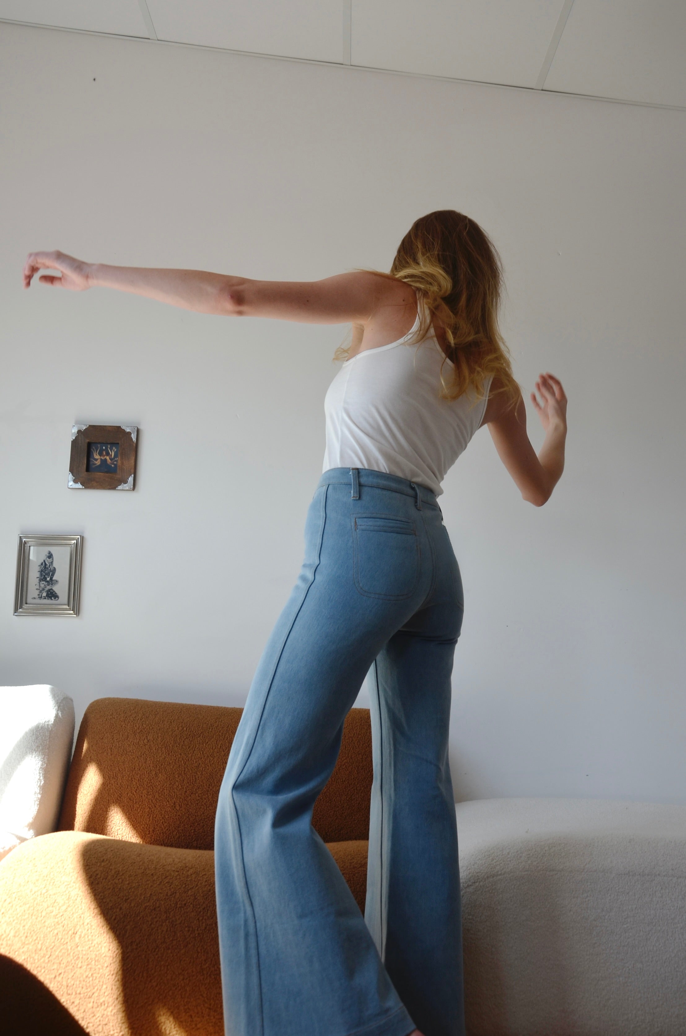 Generation Jean - Valley Wash – Golden Brown The Label